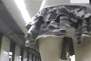 Нина Дьявол ложится горячим